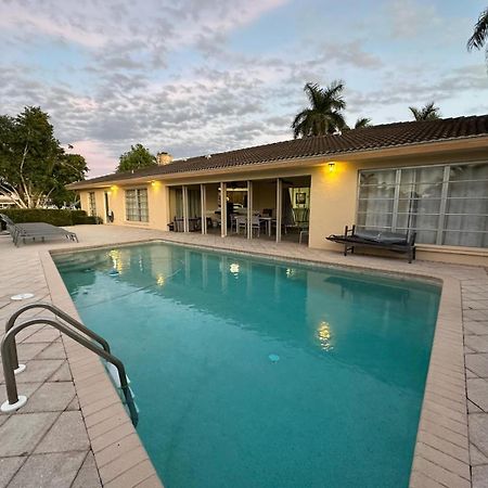 Villa Marco Island Exterior photo