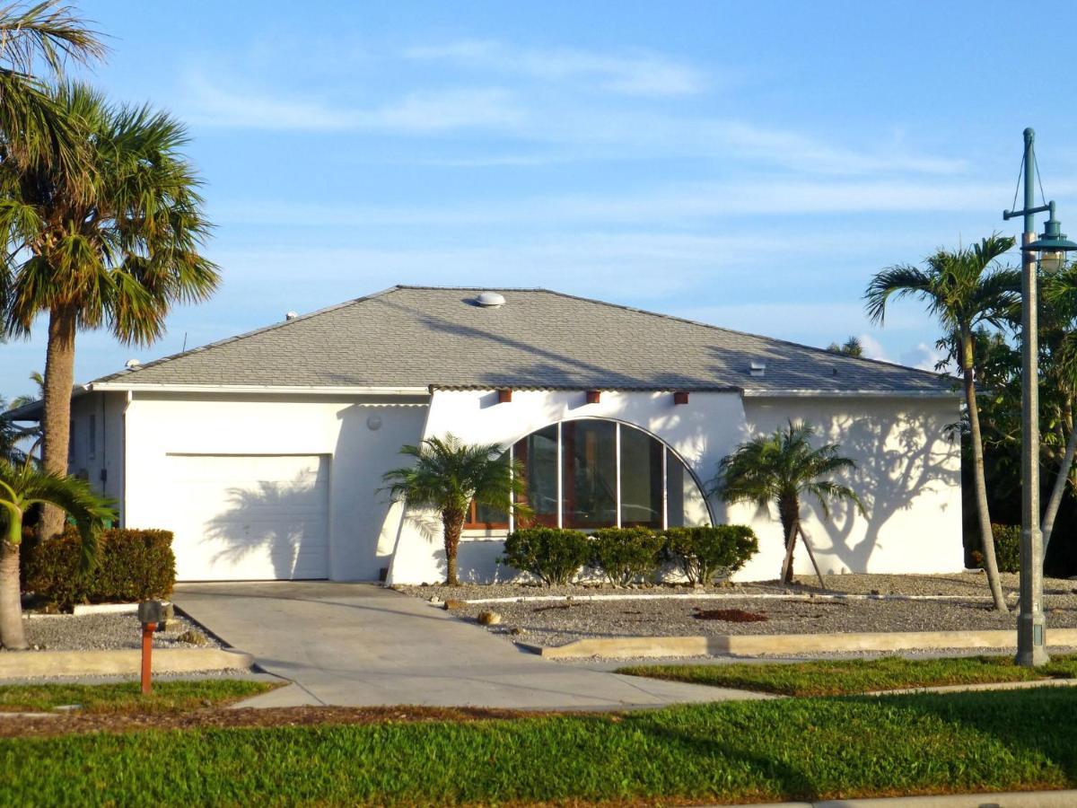 Villa Marco Island Exterior photo